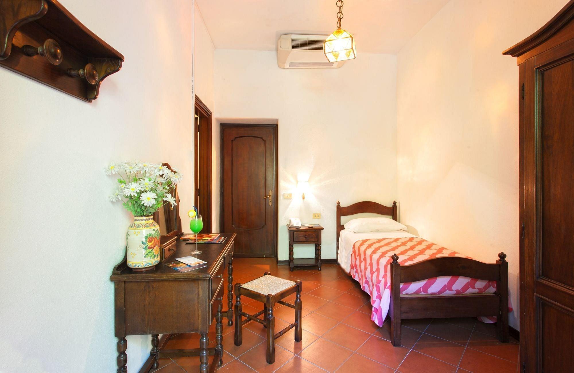איסקיה Hotel San Valentino Terme מראה חיצוני תמונה